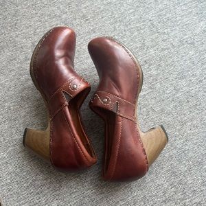 Dansko heeled clogs size 37